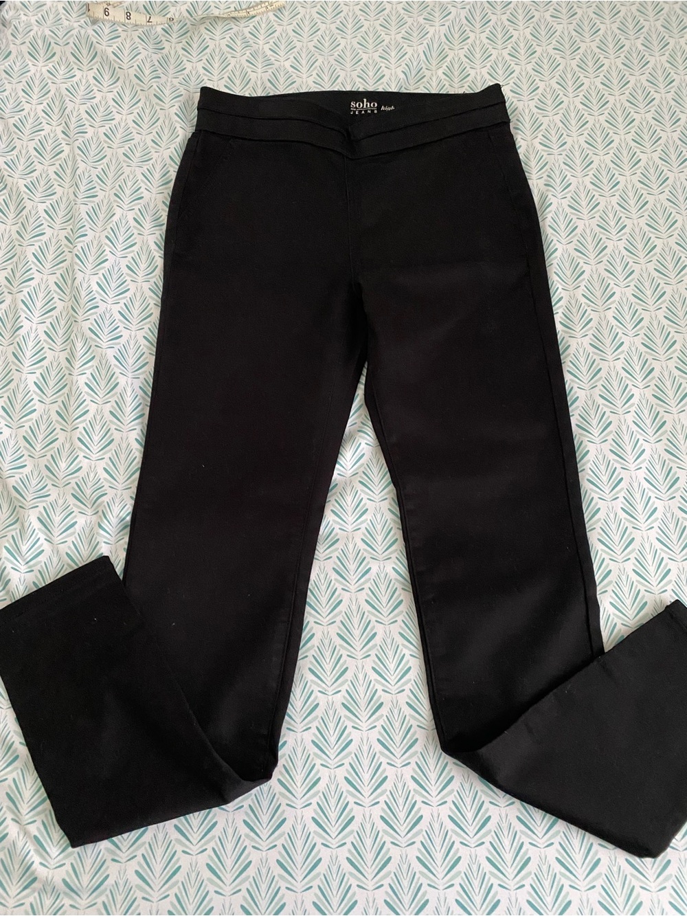 New York & Company Black Women’s Skinny Jeans